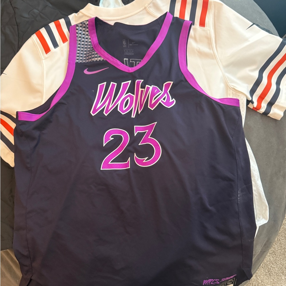 Nike Jimmy Butler Minnesota timberwolves jersey BRAND NEW NEVER WORN SUPER RARE